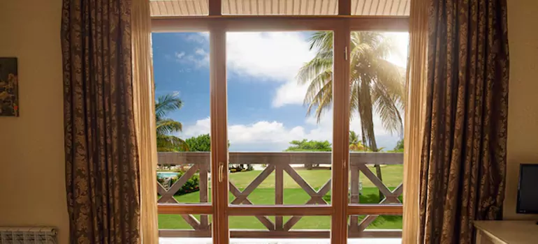 Residential Garden Window Enclosure Repair in Largo, FL